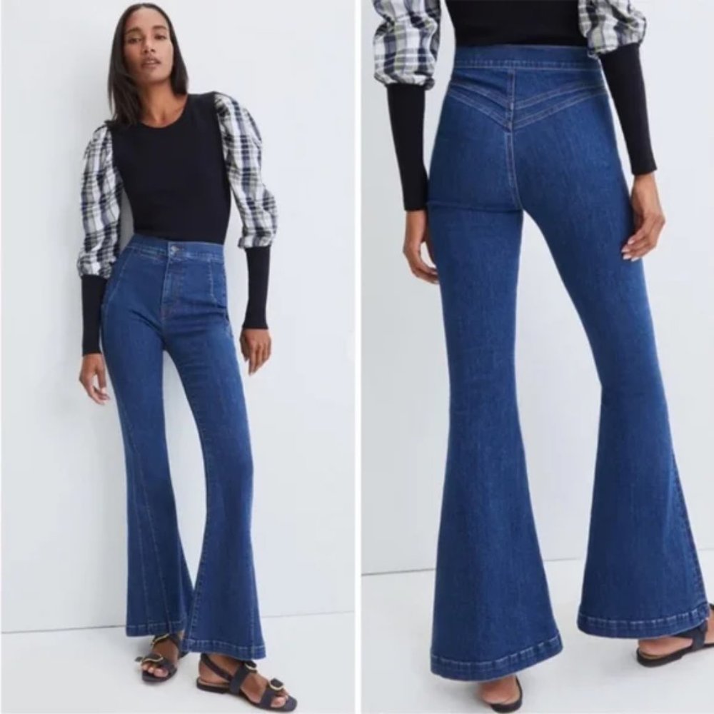 SOLD     NWT Exaggerated Flare High Rise Sheridan Jeans - Picture 4 of 11